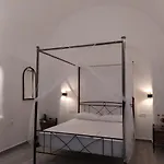 Mentoras' Complex * Εμπορειό