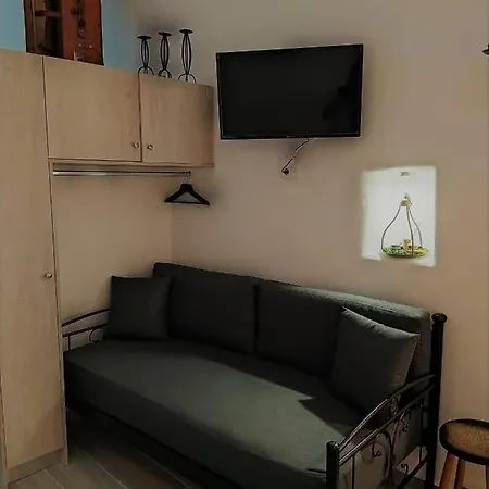 Mentoras' Complex Apartment