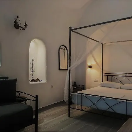 Mentoras' Complex Apartment