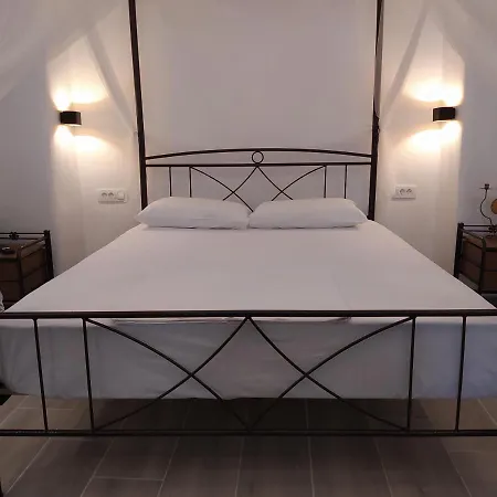 Apartment Mentoras' Complex Emporio (Santorini)