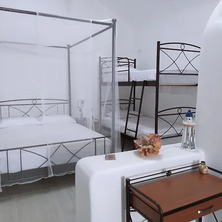 Mentoras' Complex דירה *