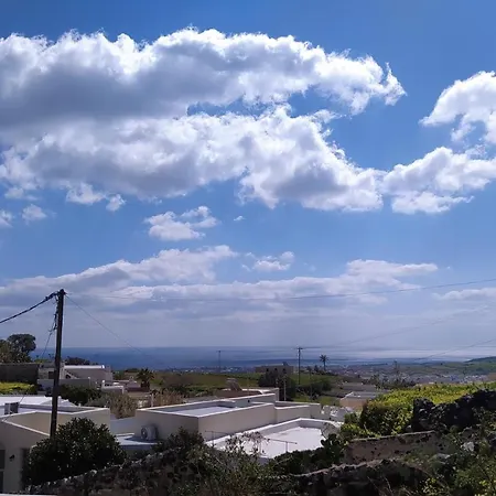 Mentoras' Complex דירה Emporio (Santorini)