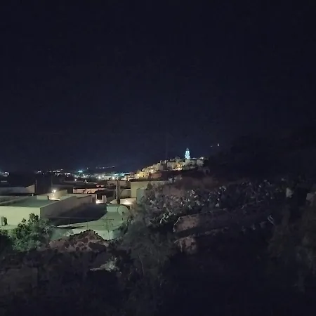 아파트 Mentoras' Complex *